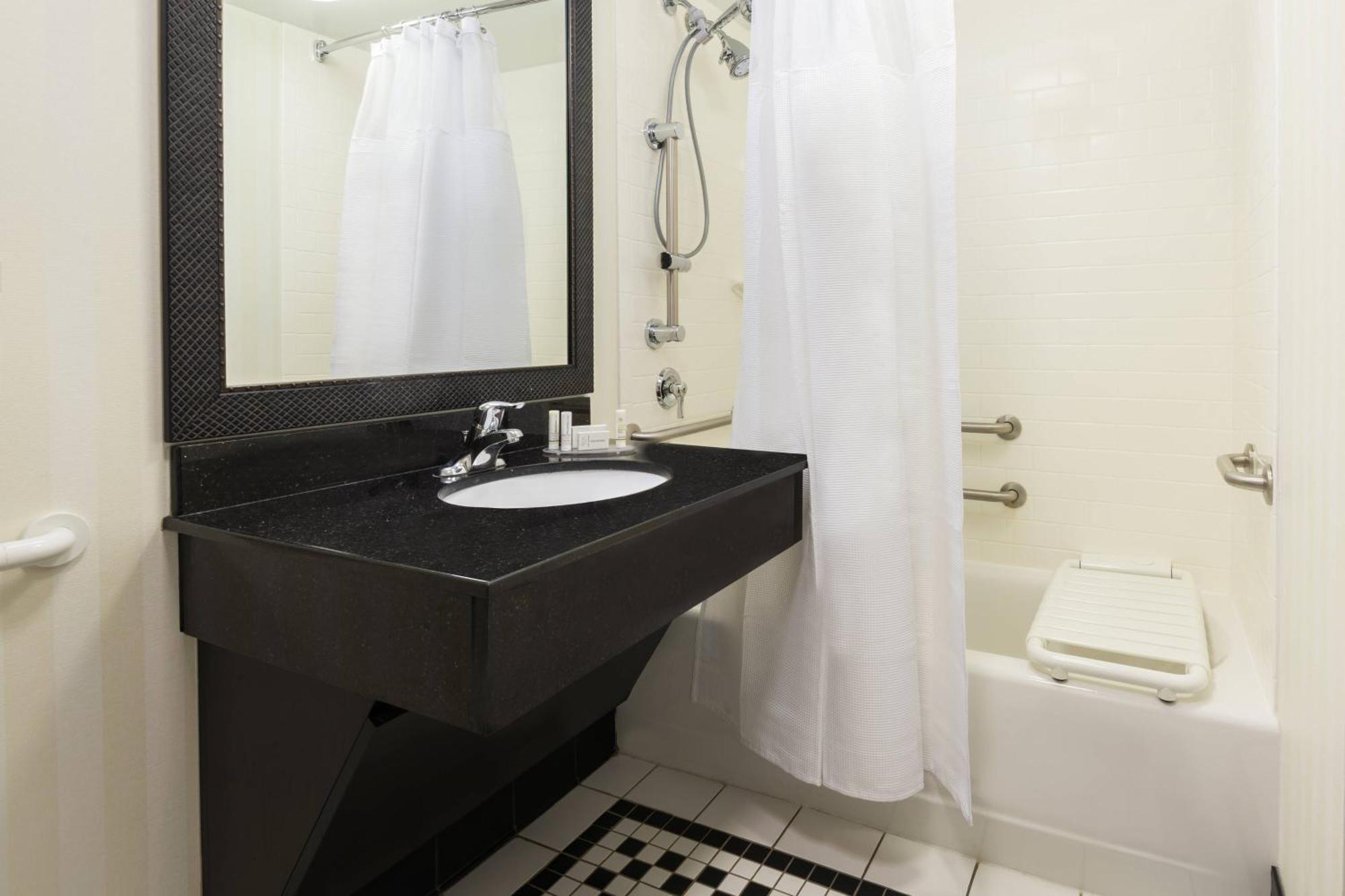 Fairfield Inn & Suites - Buffalo Airport Cheektowaga Kültér fotó